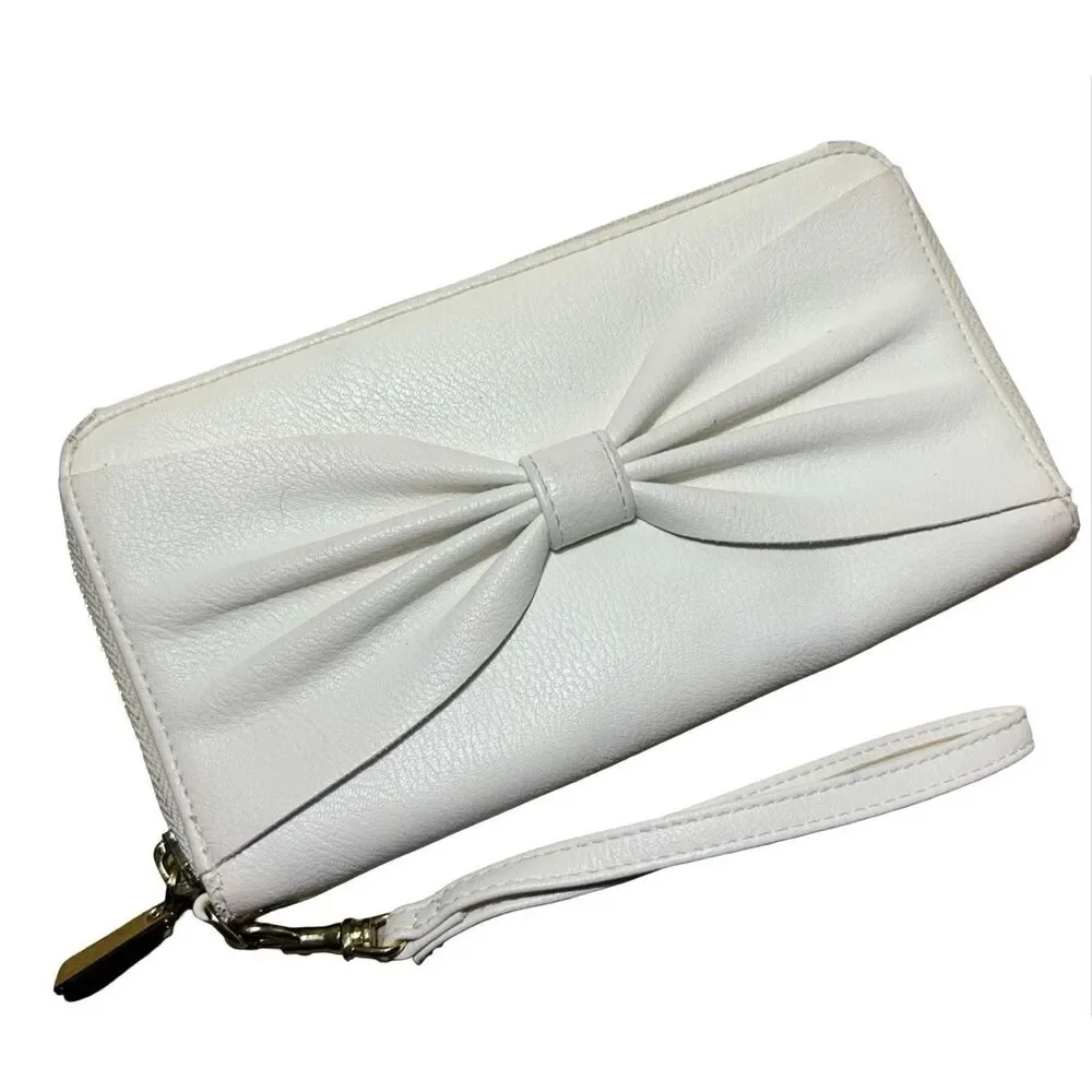 Bow Wallet/Wristlet